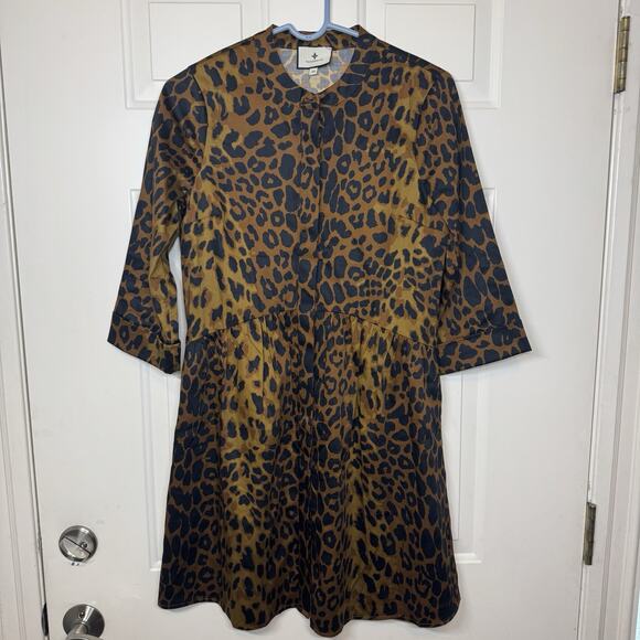 Tuckernuck Dresses & Skirts - TUCKERNUCK Leopard Royal Shirt Dress Women’s Size XS Pockets Buttons Classic